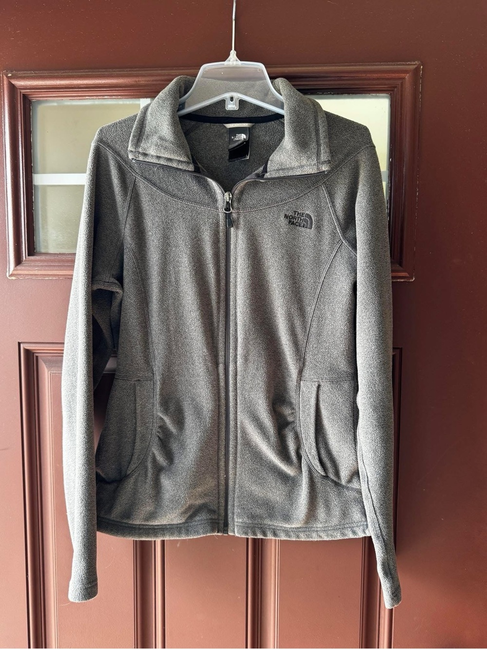 The North Face Women's Charcoal Gray Full-Zip Fleece Jacket